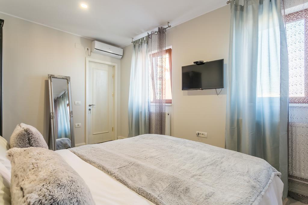 Bella Marina Apartments Constanta Ngoại thất bức ảnh